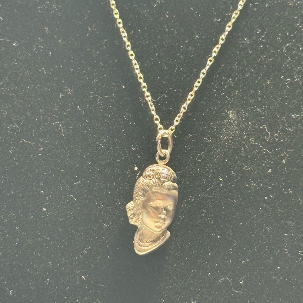 Sterling Silver Pendant and Necklace - Picture 1 of 5